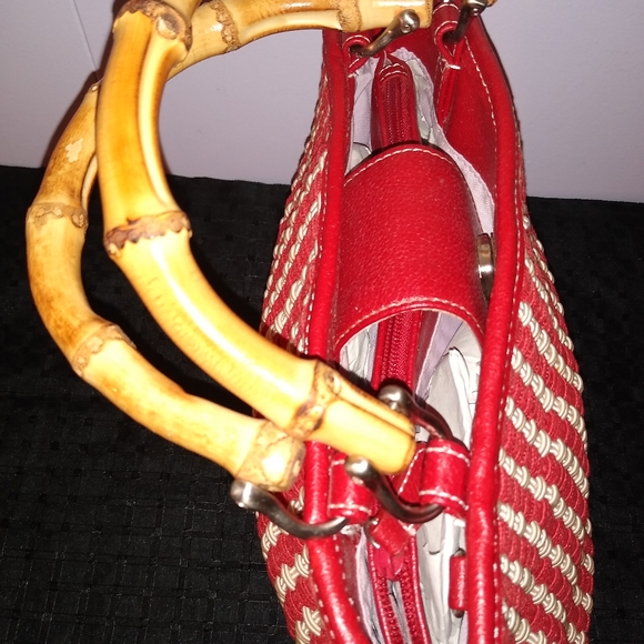 👛Red And White Woven Purse - Picture 4 of 6